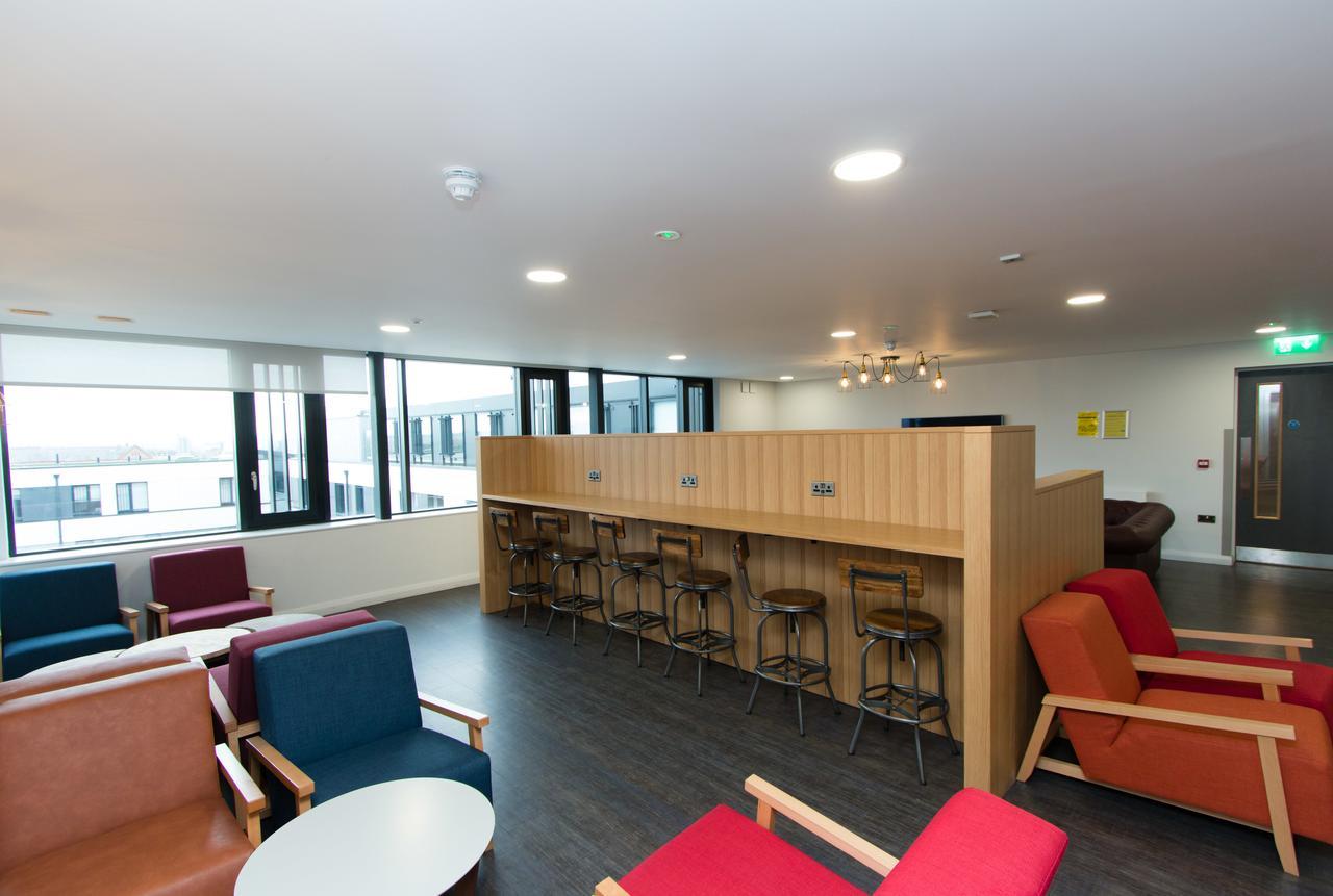 Destiny Student - Kavanagh Court Dublino Esterno foto